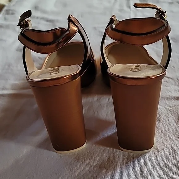 Chloe Sandals, Size 37.5, Copper Leather